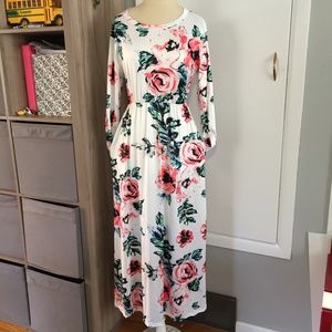 Maxi White Floral Dress with Long Sleeves